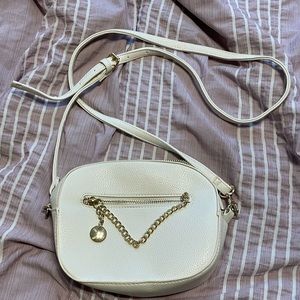 Cute White Crossbody Purse!